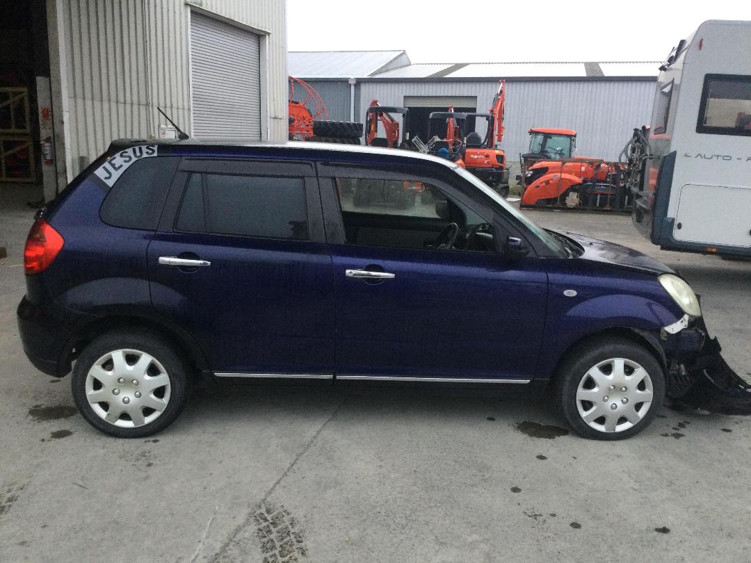 Photo '8' of Mazda Verisa