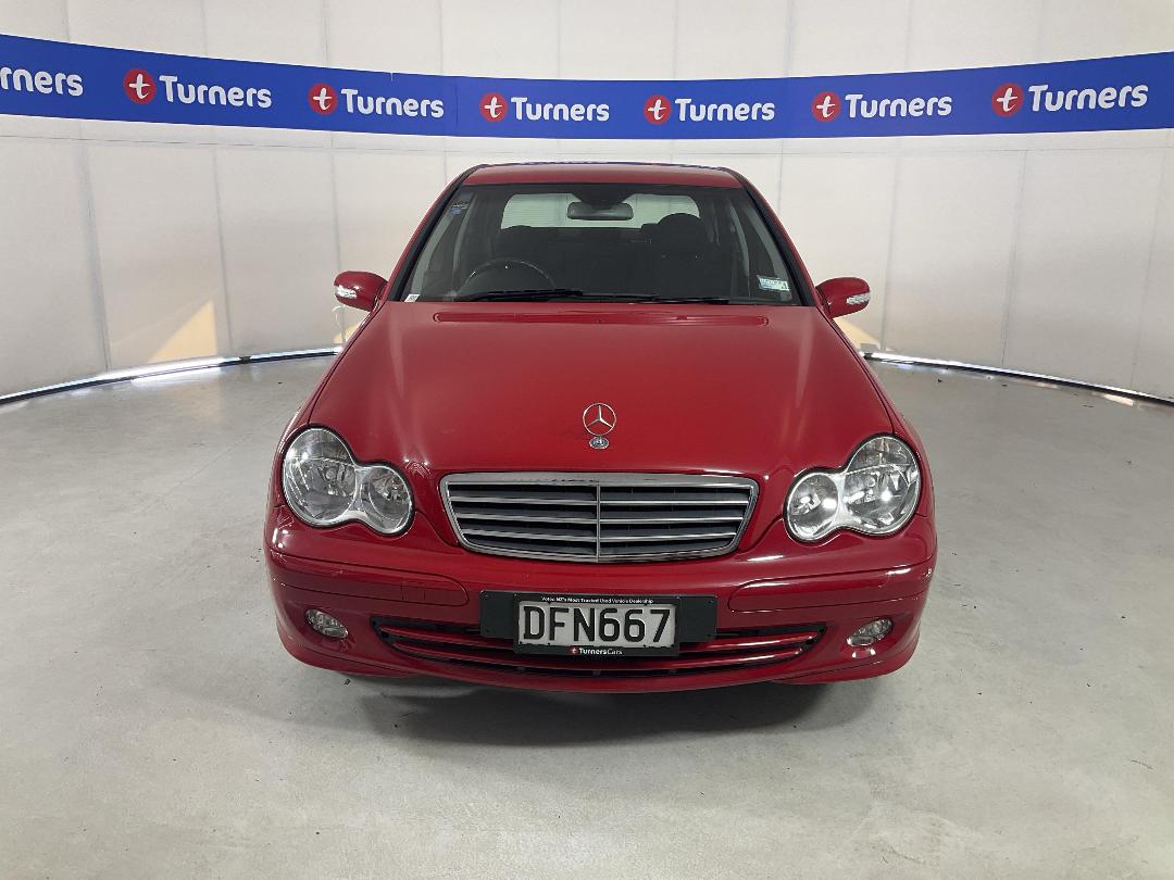 Photo '2' of Mercedes-Benz C-Class Photo '2' of Mercedes-Benz C-Class