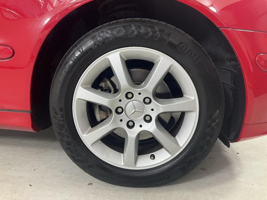 Photo '9' of Mercedes-Benz C-Class Photo '9' of Mercedes-Benz C-Class