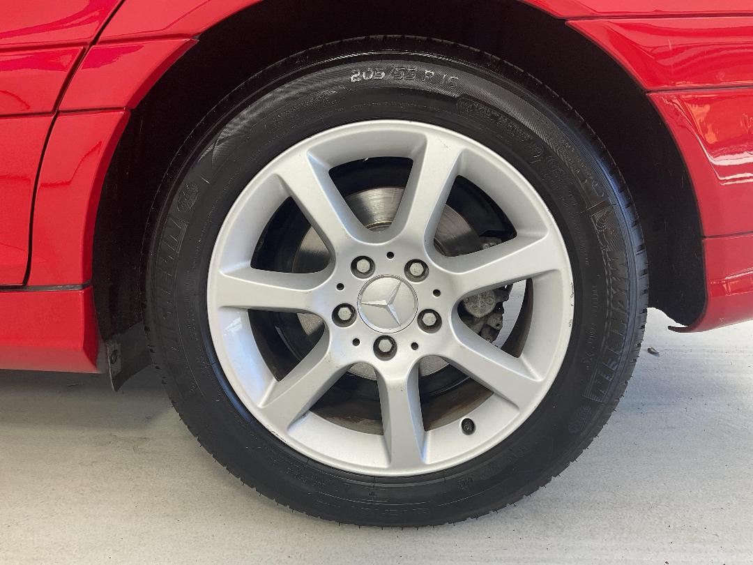 Photo '11' of Mercedes-Benz C-Class Photo '11' of Mercedes-Benz C-Class