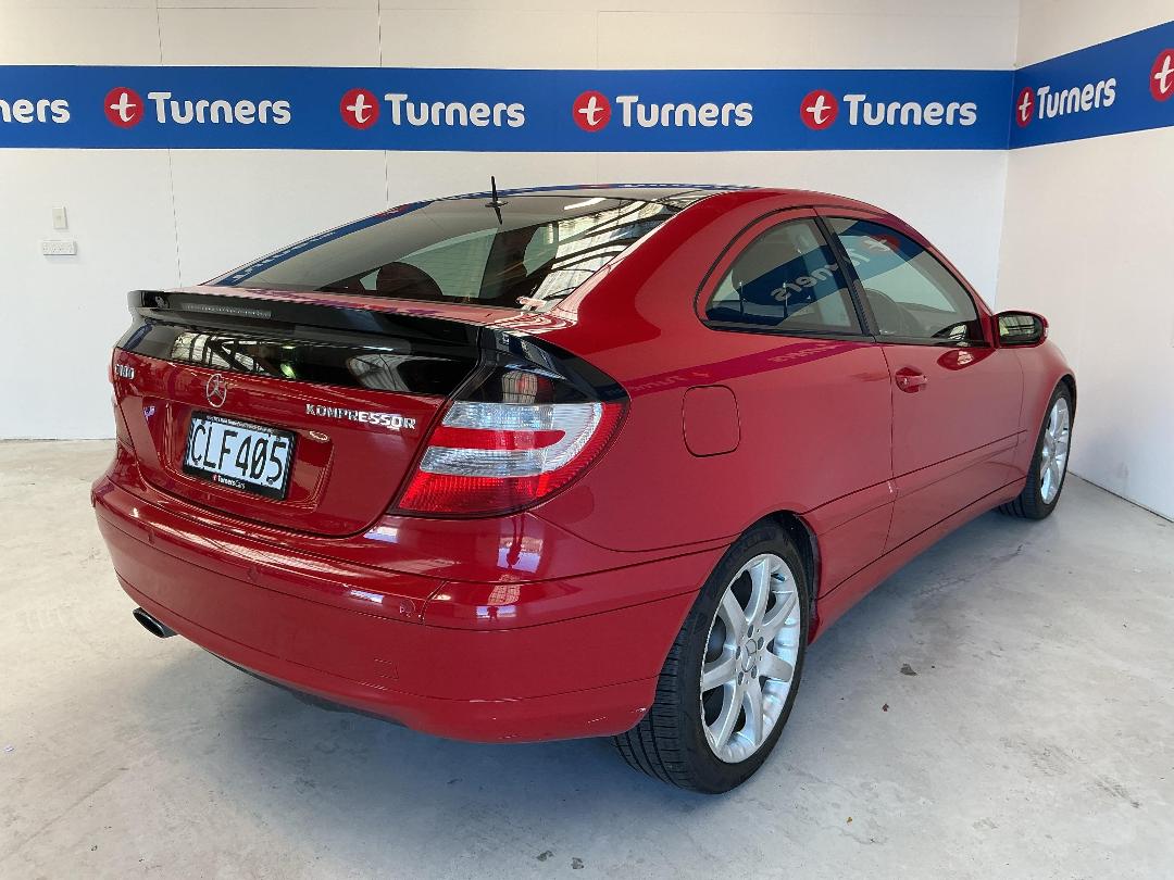 Photo '6' of Mercedes-Benz C-Class Coupe