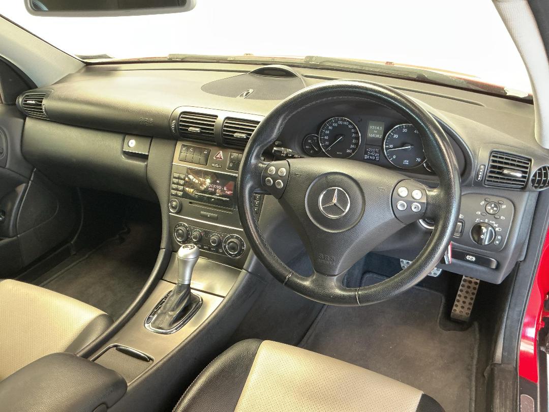 Photo '15' of Mercedes-Benz C-Class Coupe