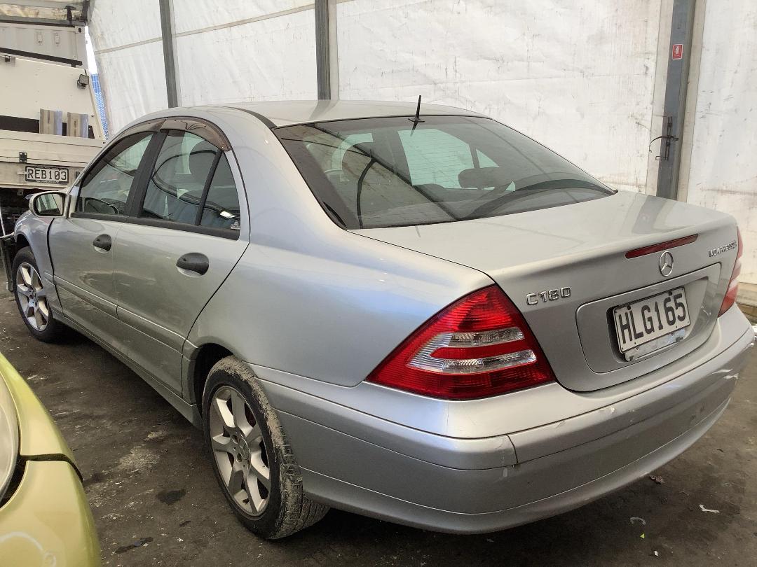 Photo '6' of Mercedes-Benz C180 Kompressor