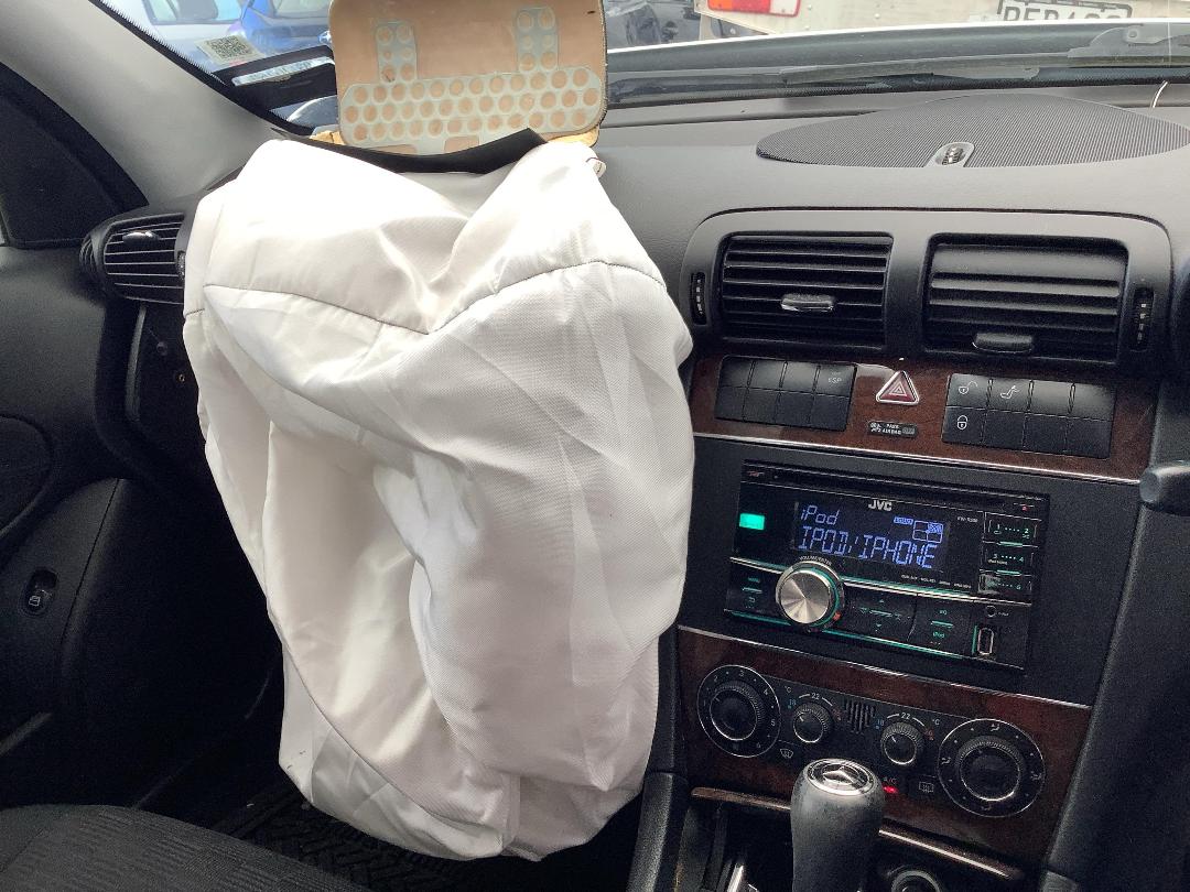 Photo '17' of Mercedes-Benz C180 Kompressor