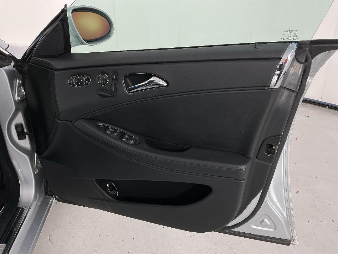 Photo '15' of Mercedes-Benz CLS