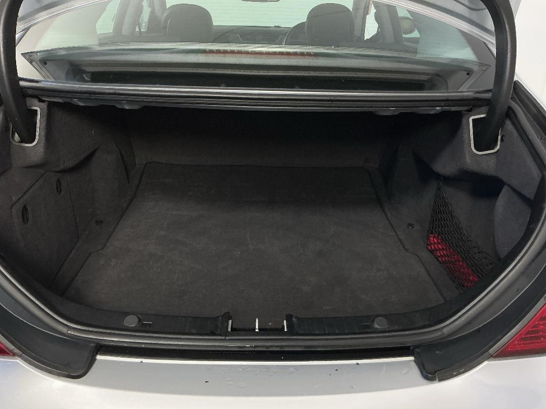 Photo '14' of Mercedes-Benz CLS