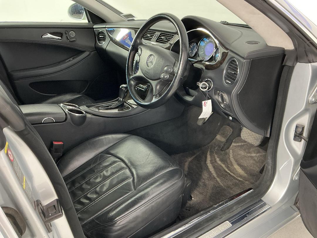 Photo '16' of Mercedes-Benz CLS