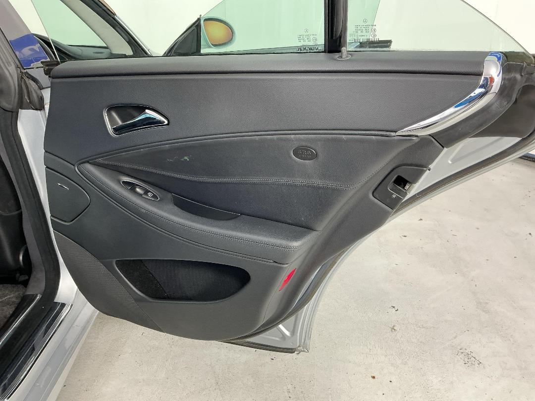 Photo '19' of Mercedes-Benz CLS