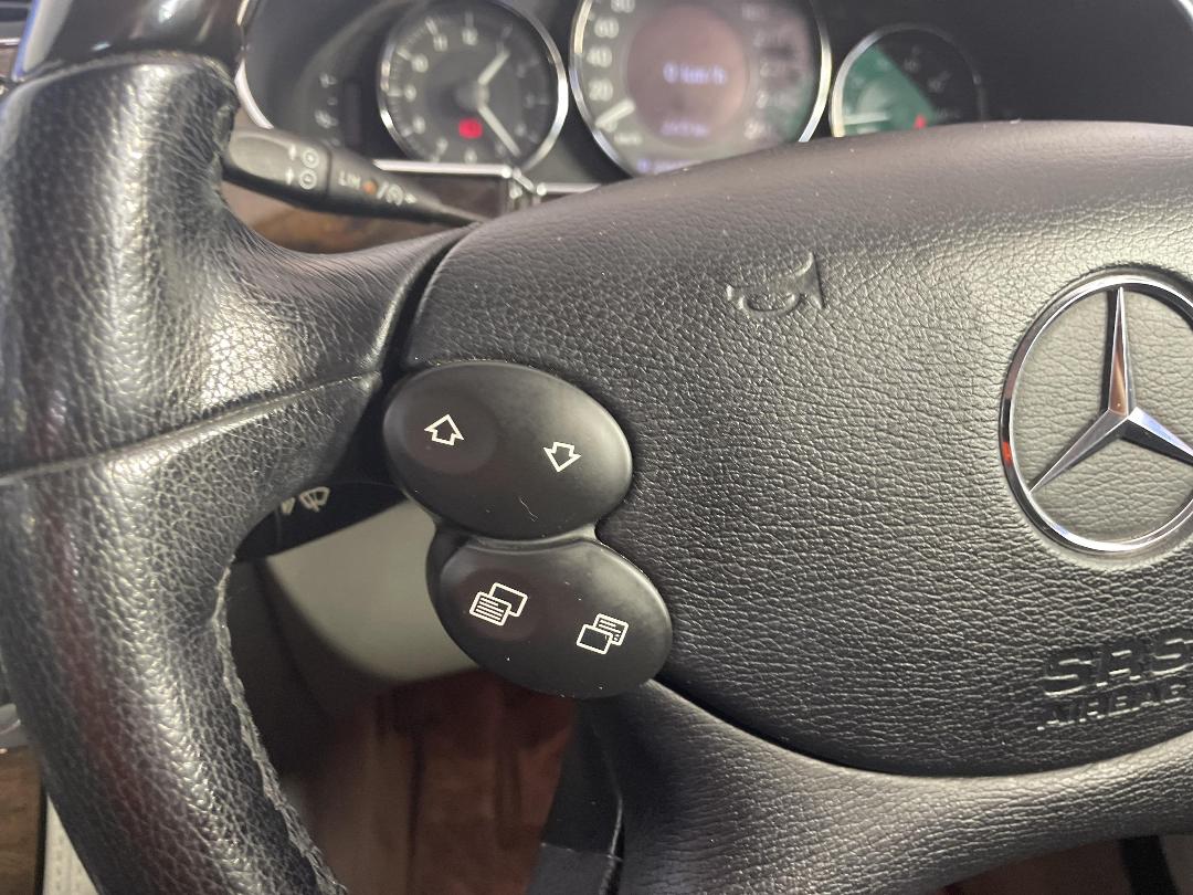 Photo '25' of Mercedes-Benz CLS 500 Photo '25' of Mercedes-Benz CLS 500