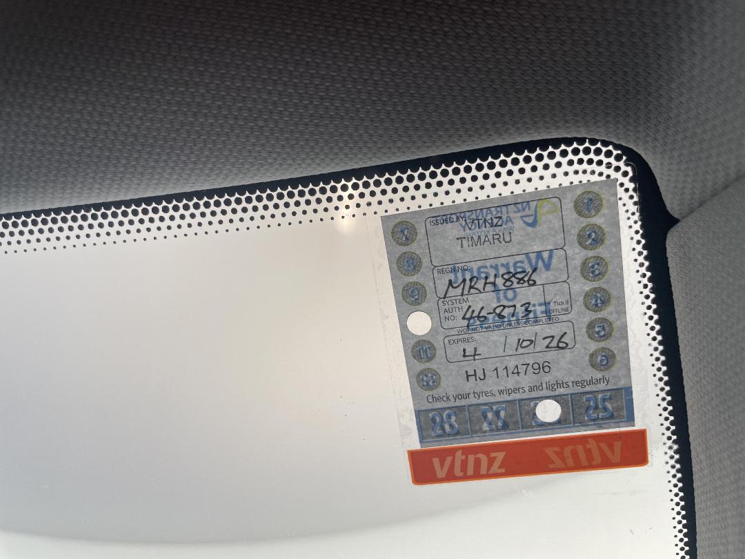 Photo '26' of Mercedes-Benz CLS 500 Photo '26' of Mercedes-Benz CLS 500