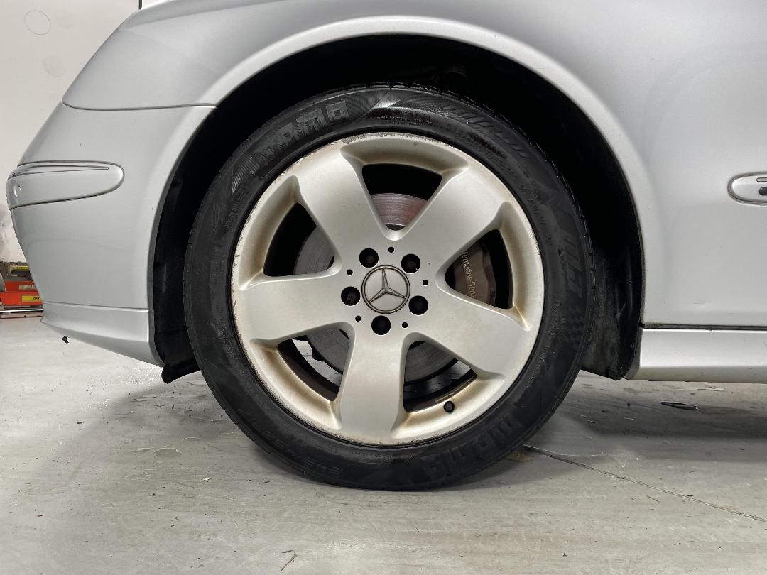 Photo '10' of Mercedes-Benz E-Class