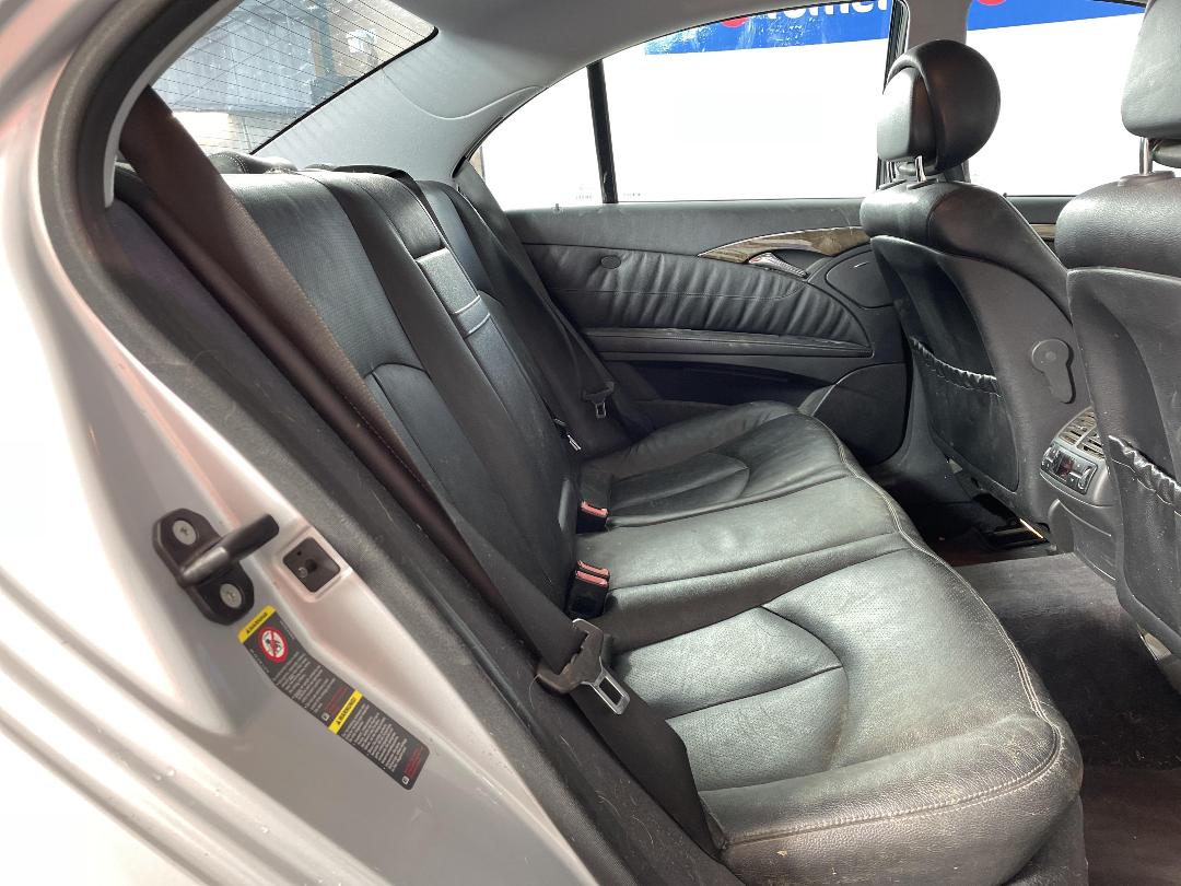 Photo '20' of Mercedes-Benz E-Class