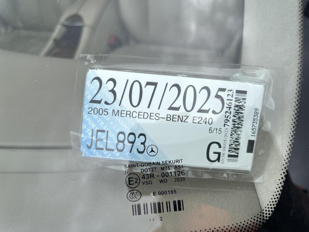 Photo '16' of Mercedes-Benz E240 Photo '16' of Mercedes-Benz E240