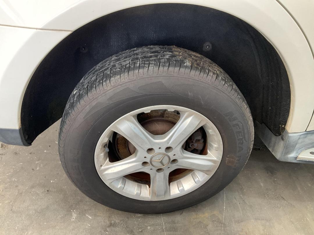 Photo '18' of Mercedes-Benz Ml350 4Matic Photo '18' of Mercedes-Benz Ml350 4Matic