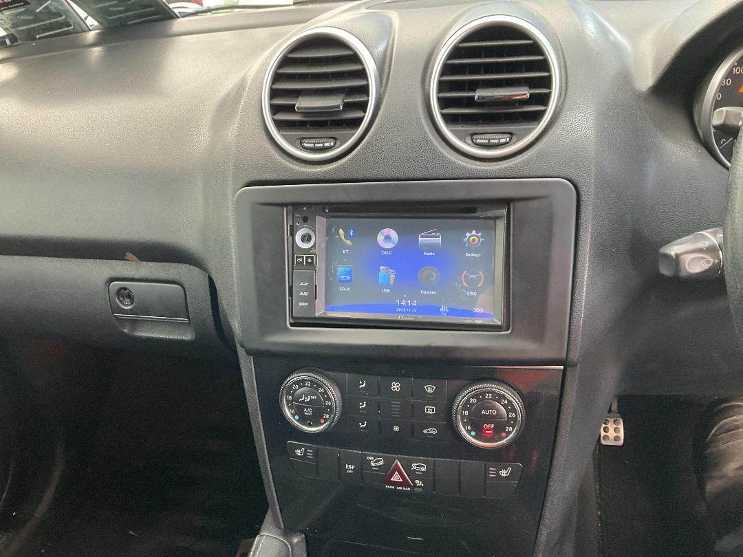 Photo '22' of Mercedes-Benz Ml350 4Matic Photo '22' of Mercedes-Benz Ml350 4Matic