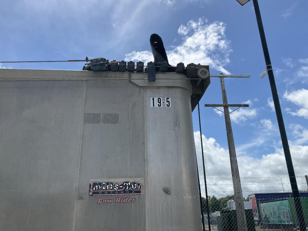 Photo '9' of MILLS-TUI F124 Tipper Trailer