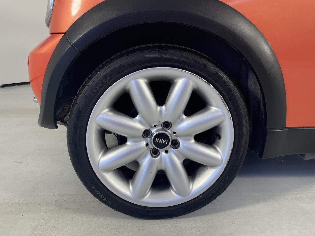 Photo '12' of Mini Cooper Photo '12' of Mini Cooper