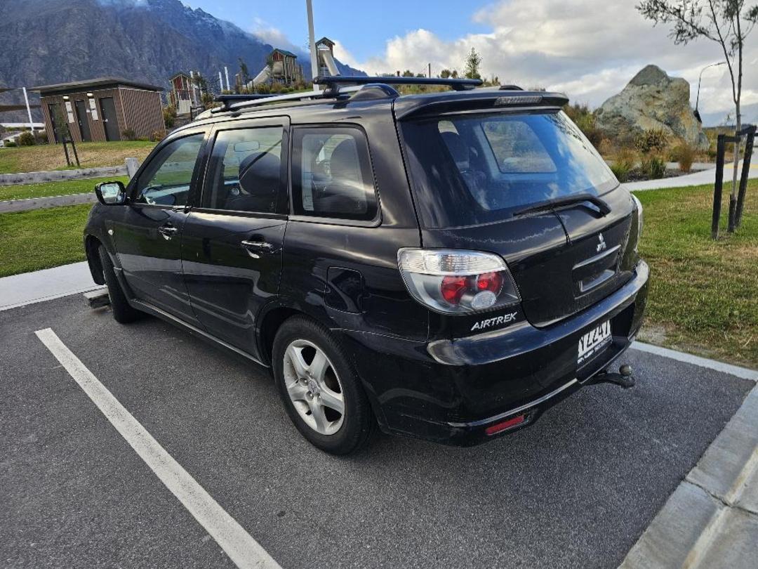 Photo '6' of Mitsubishi Airtrek