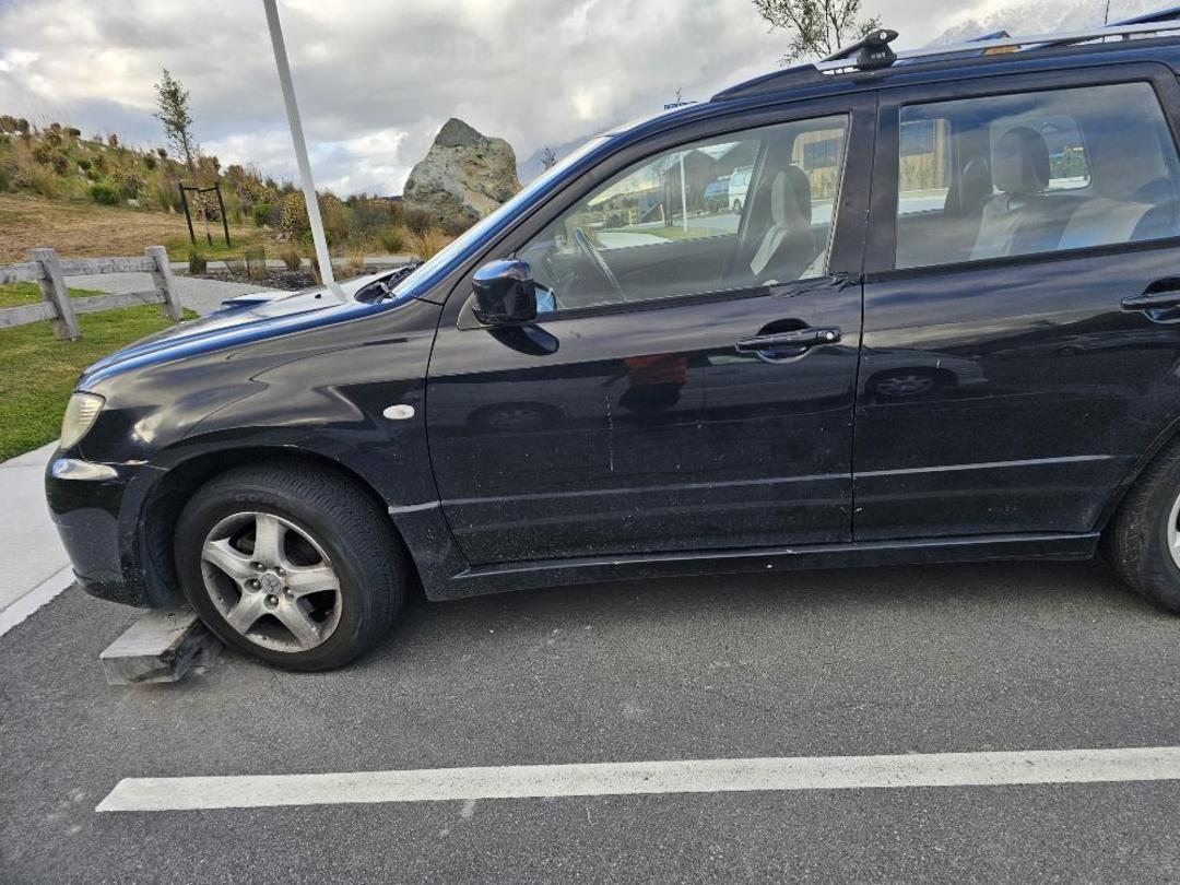 Photo '8' of Mitsubishi Airtrek