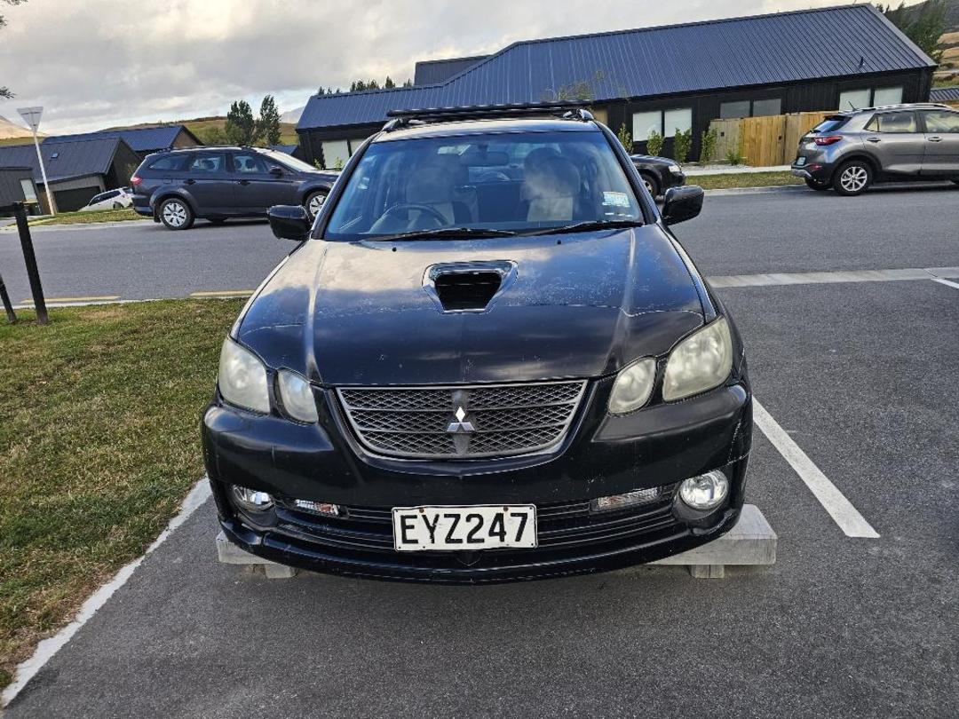 Photo '10' of Mitsubishi Airtrek