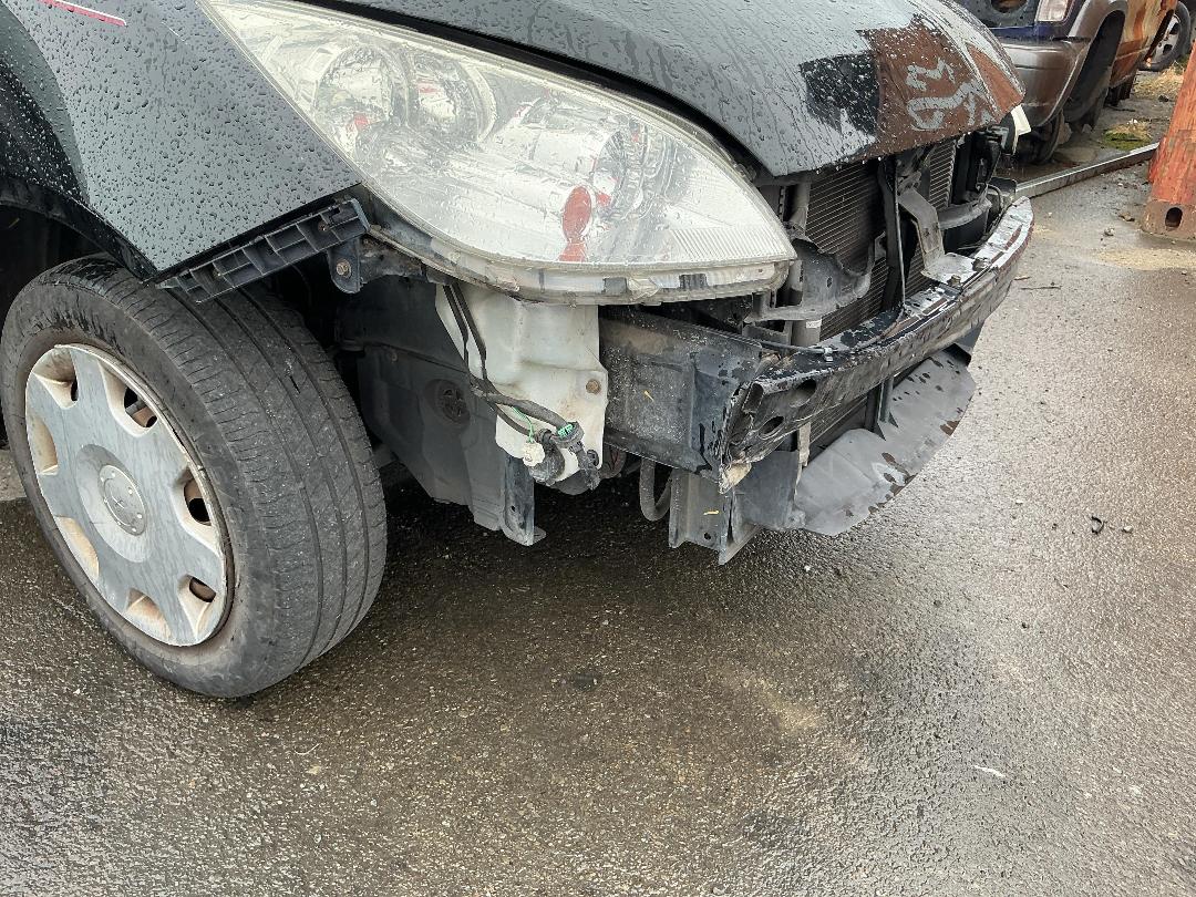 Photo '9' of Mitsubishi Colt Photo '9' of Mitsubishi Colt