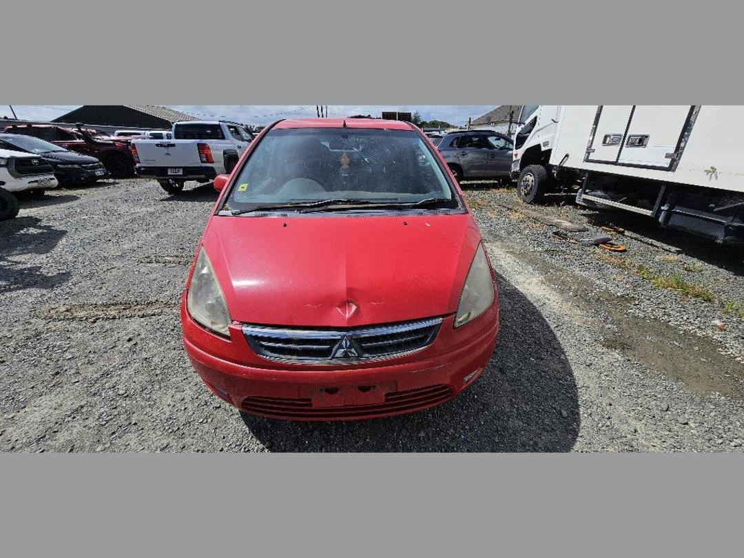 Photo '2' of Mitsubishi Colt Plus Photo '2' of Mitsubishi Colt Plus