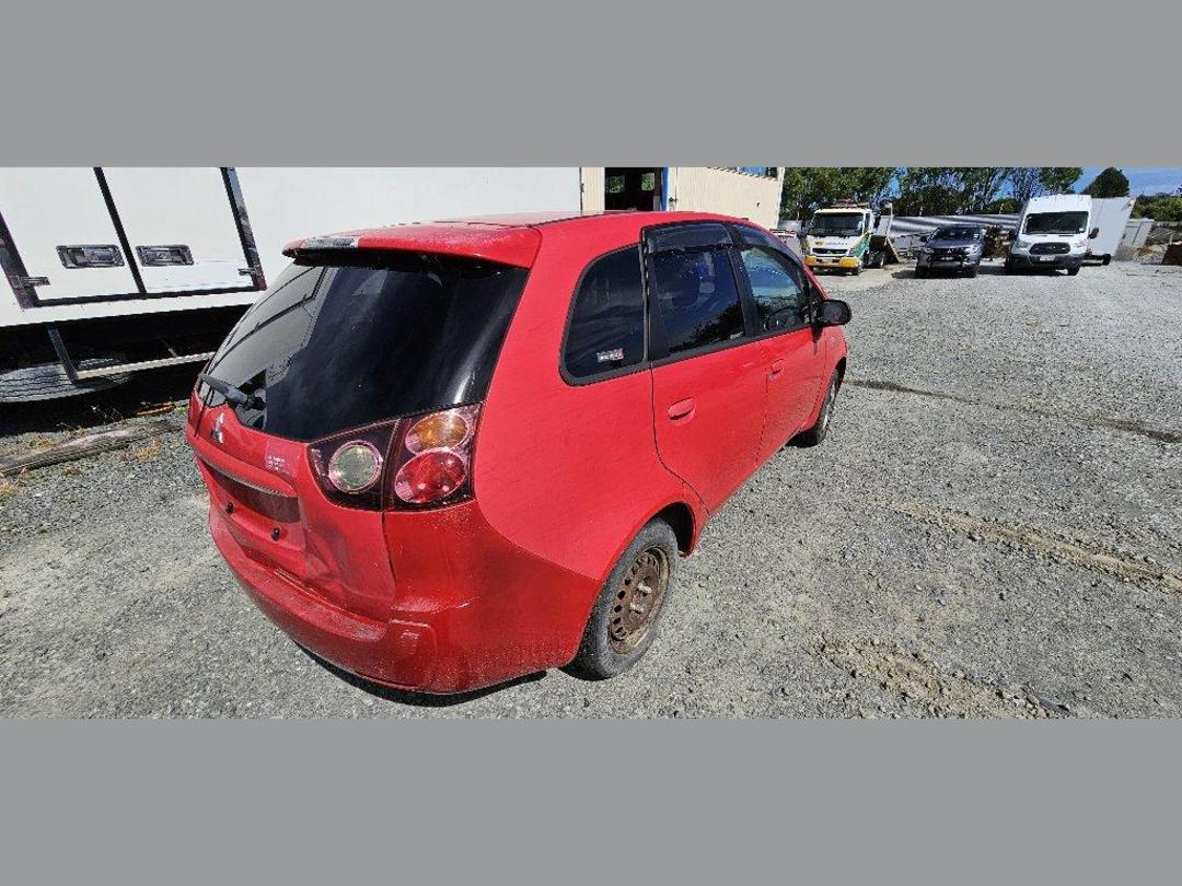 Photo '11' of Mitsubishi Colt Plus Photo '11' of Mitsubishi Colt Plus