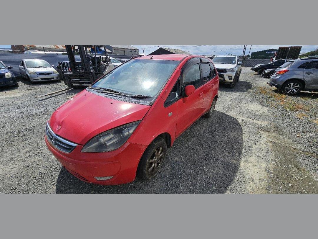 Photo '15' of Mitsubishi Colt Plus Photo '15' of Mitsubishi Colt Plus