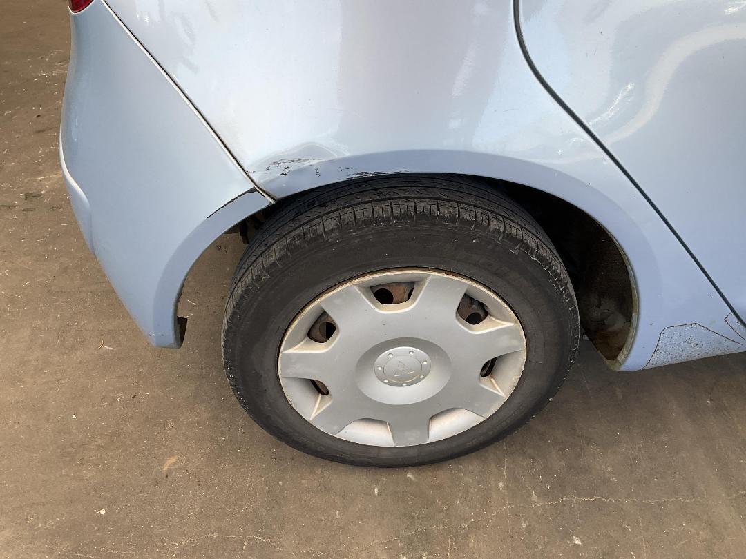 Photo '19' of Mitsubishi Colt Photo '19' of Mitsubishi Colt