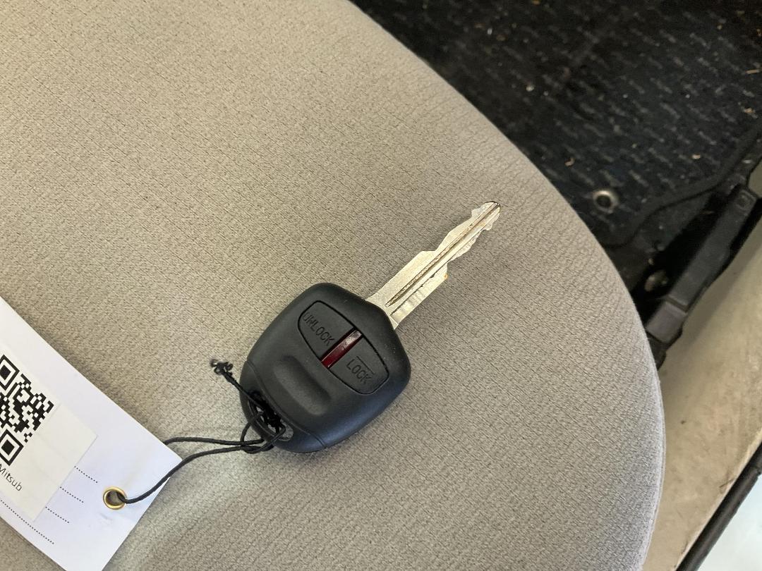 Photo '25' of Mitsubishi Colt Photo '25' of Mitsubishi Colt