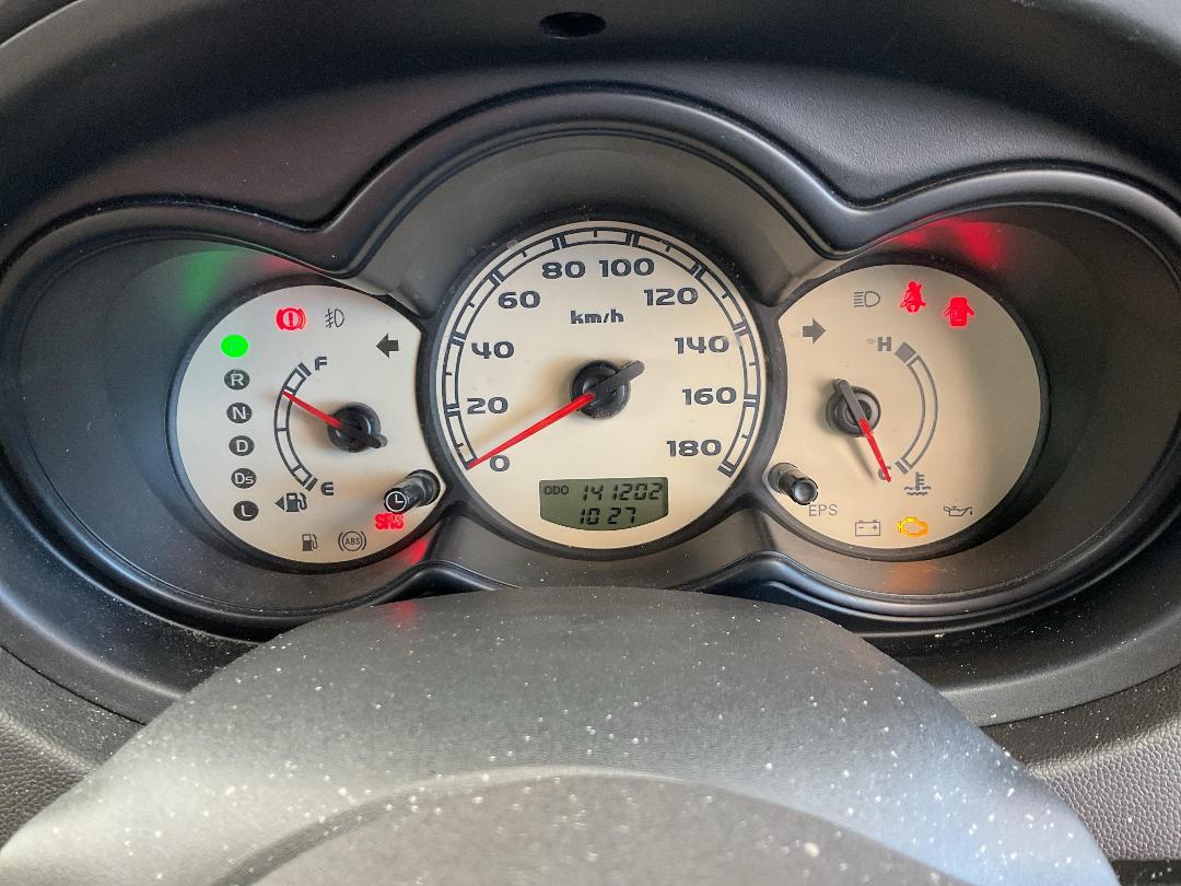 Photo '28' of Mitsubishi Colt Photo '28' of Mitsubishi Colt