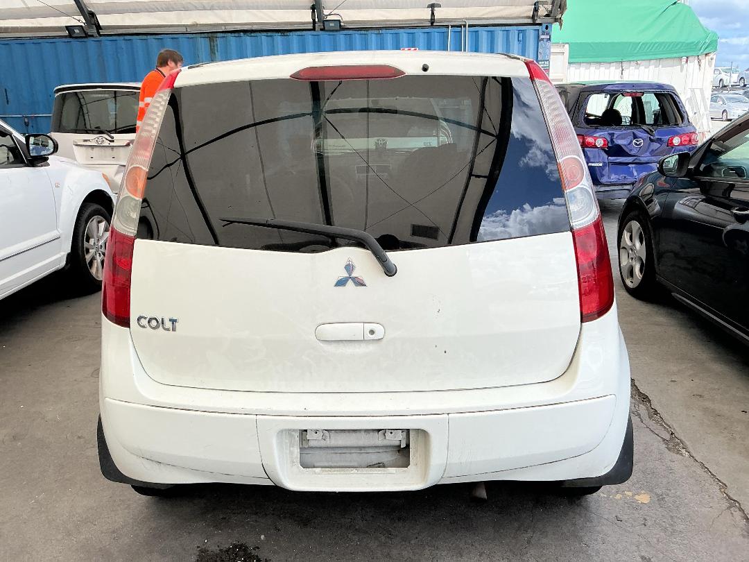 Photo '5' of Mitsubishi Colt