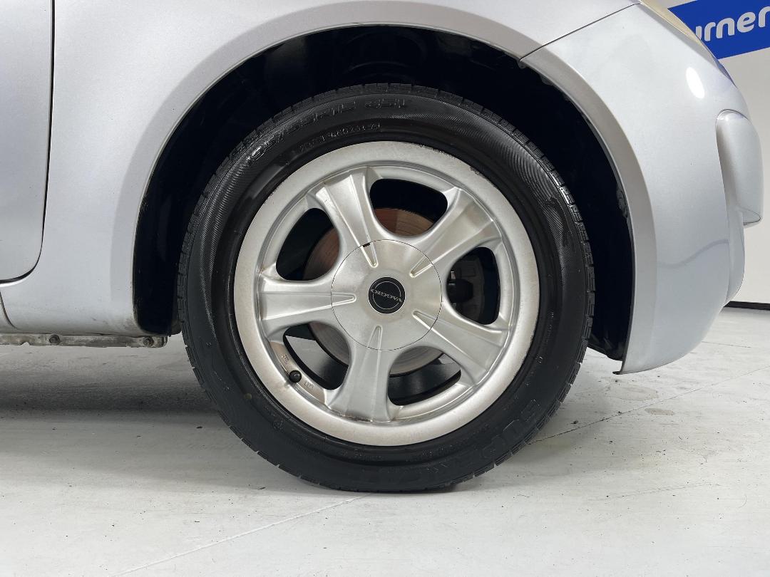 Photo '9' of Mitsubishi Colt Photo '9' of Mitsubishi Colt