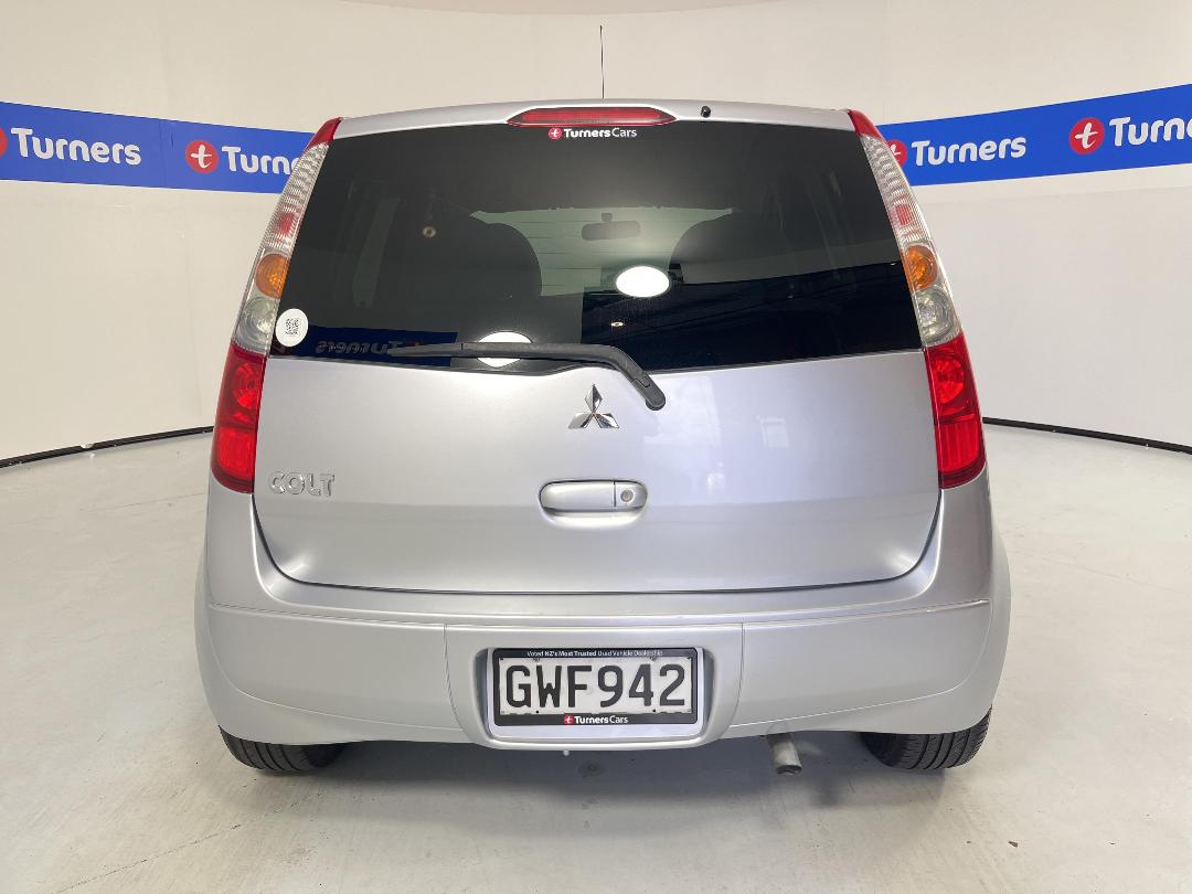 Photo '6' of Mitsubishi Colt Photo '6' of Mitsubishi Colt