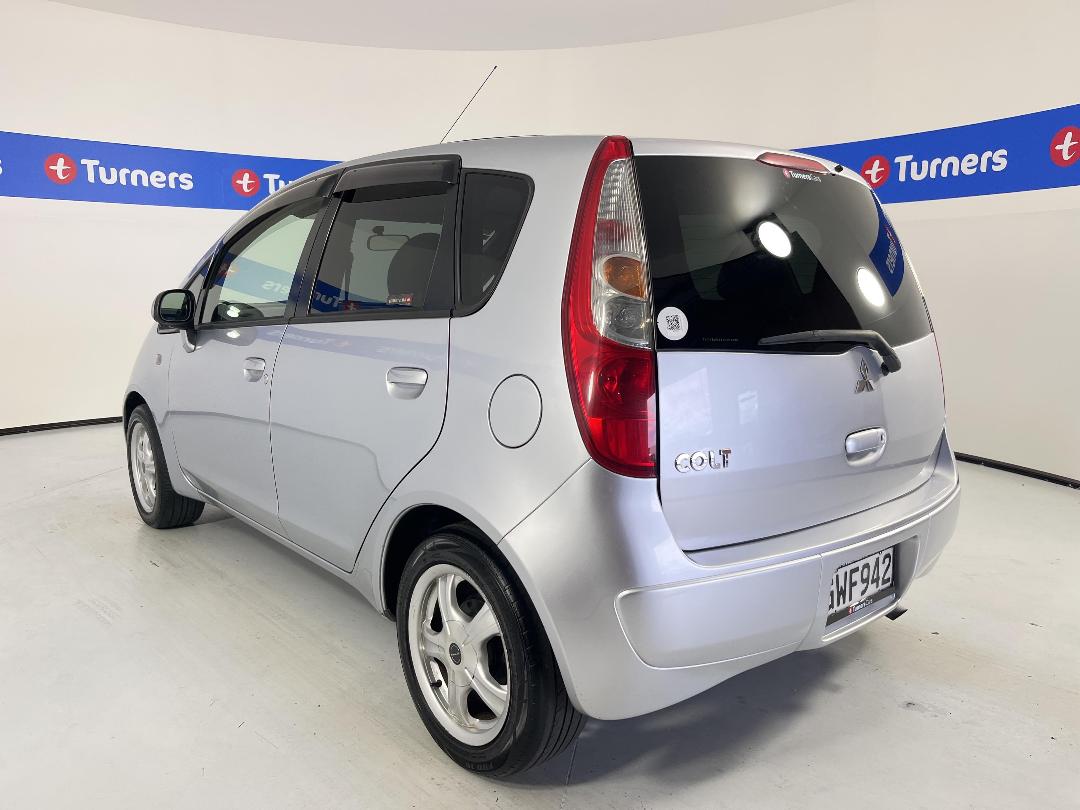 Photo '5' of Mitsubishi Colt Photo '5' of Mitsubishi Colt