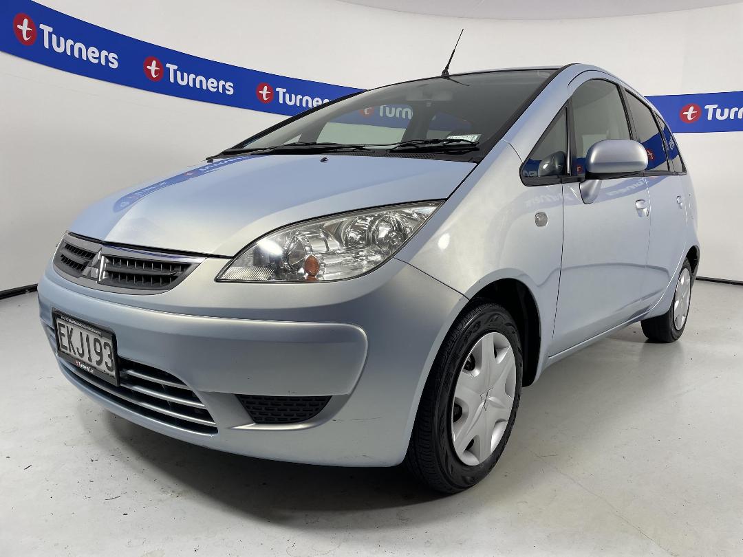 Photo '4' of Mitsubishi Colt