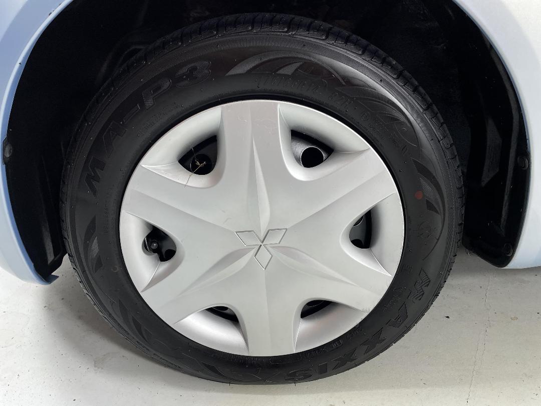 Photo '10' of Mitsubishi Colt