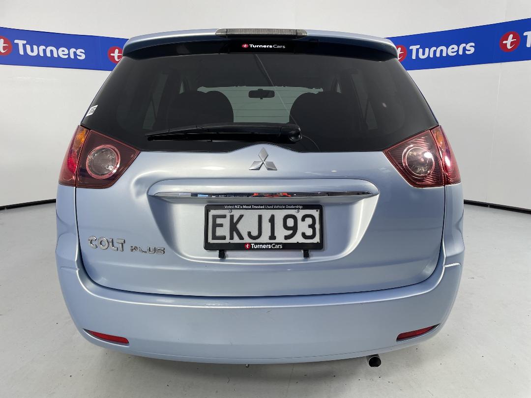 Photo '6' of Mitsubishi Colt