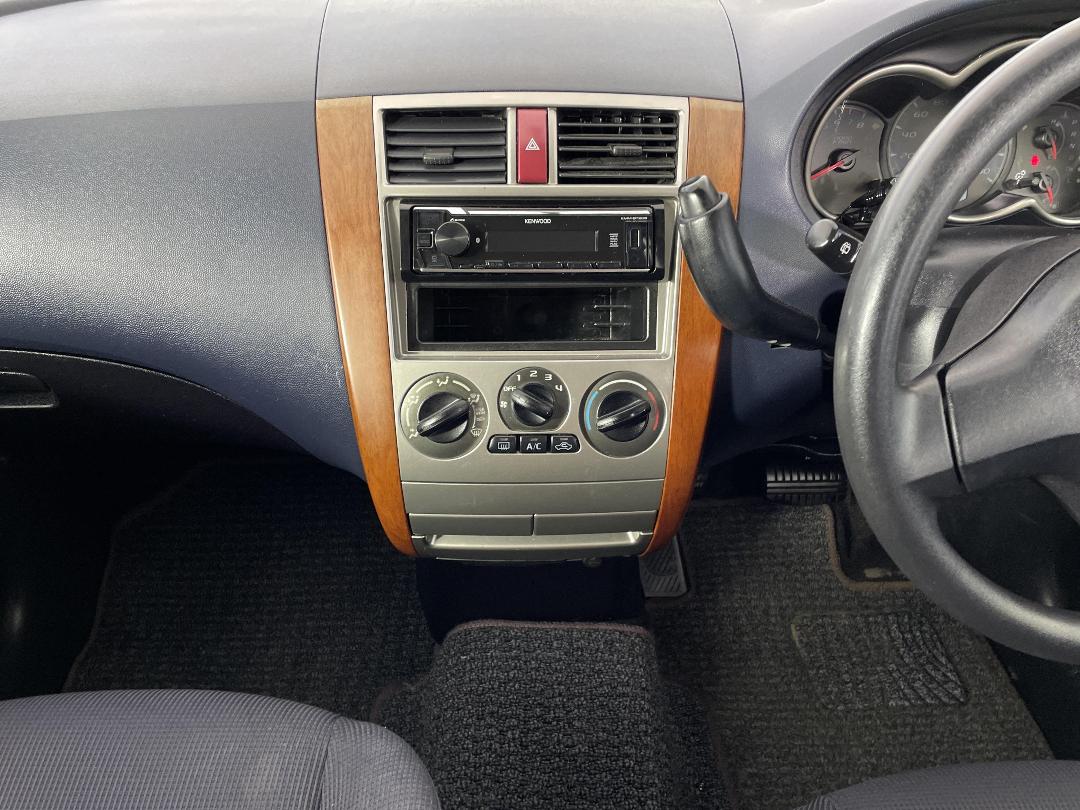 Photo '18' of Mitsubishi Colt