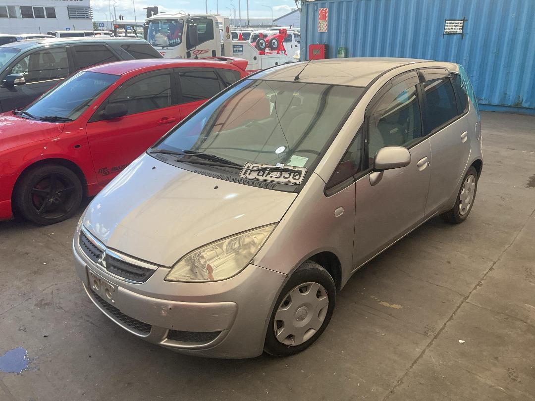 Photo '5' of Mitsubishi Colt