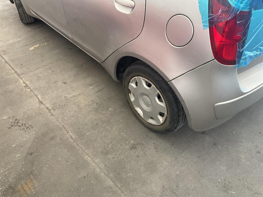 Photo '11' of Mitsubishi Colt