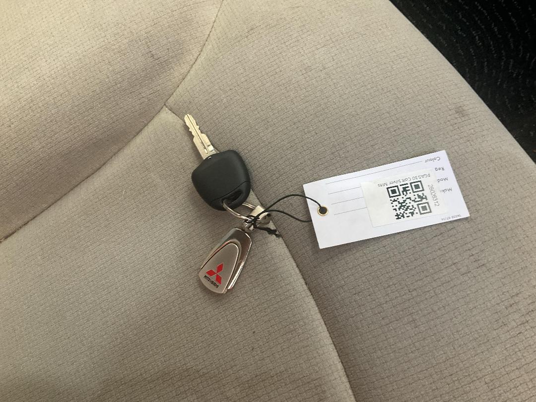 Photo '19' of Mitsubishi Colt