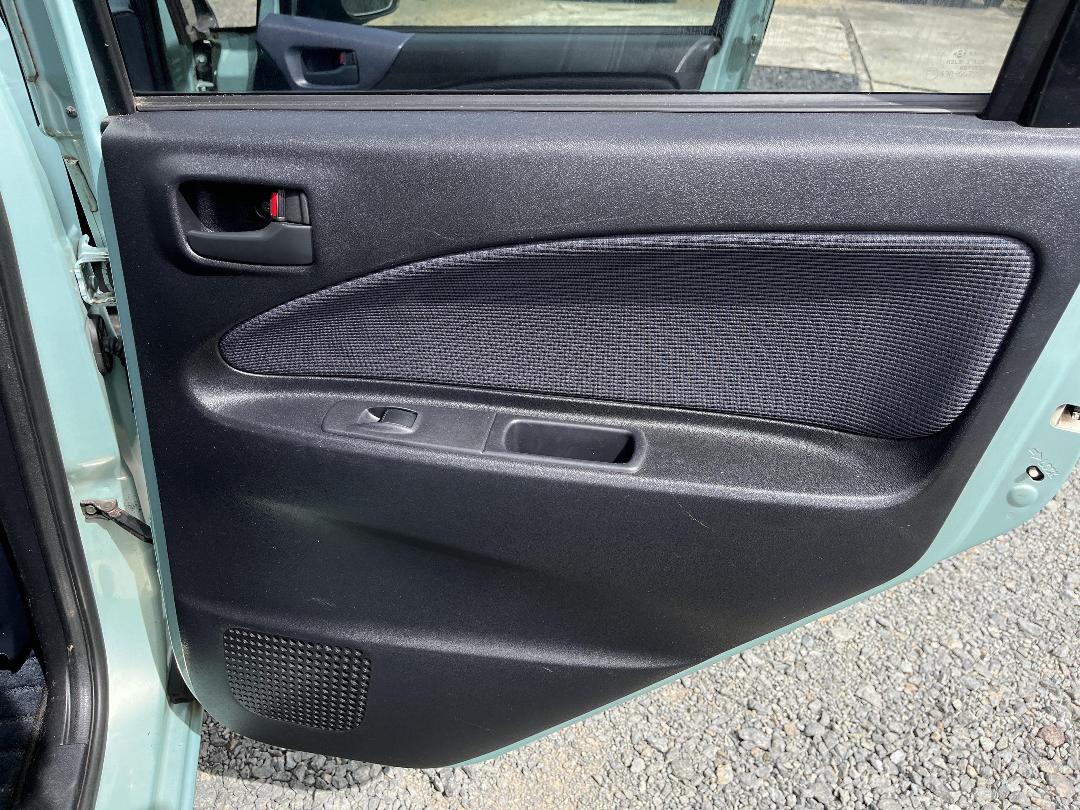 Photo '17' of Mitsubishi Colt Photo '17' of Mitsubishi Colt