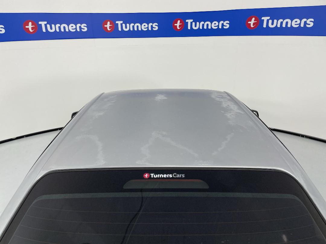 Photo '32' of Mitsubishi Diamante