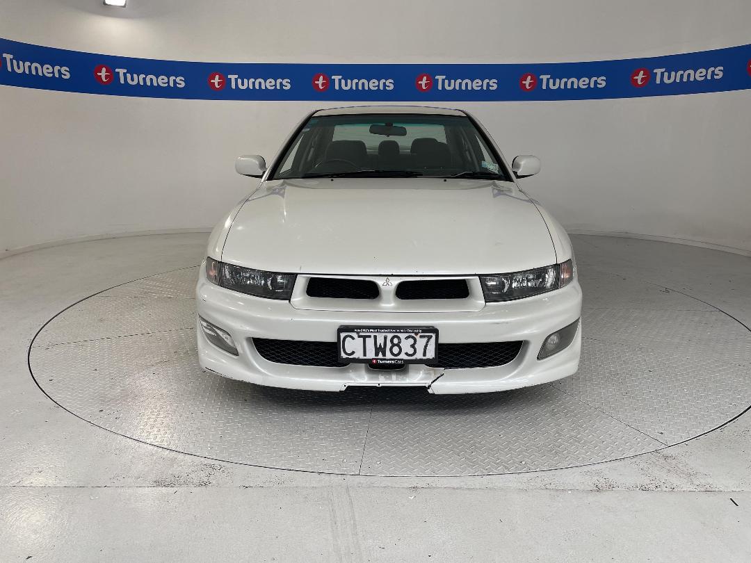 Photo '2' of Mitsubishi Galant