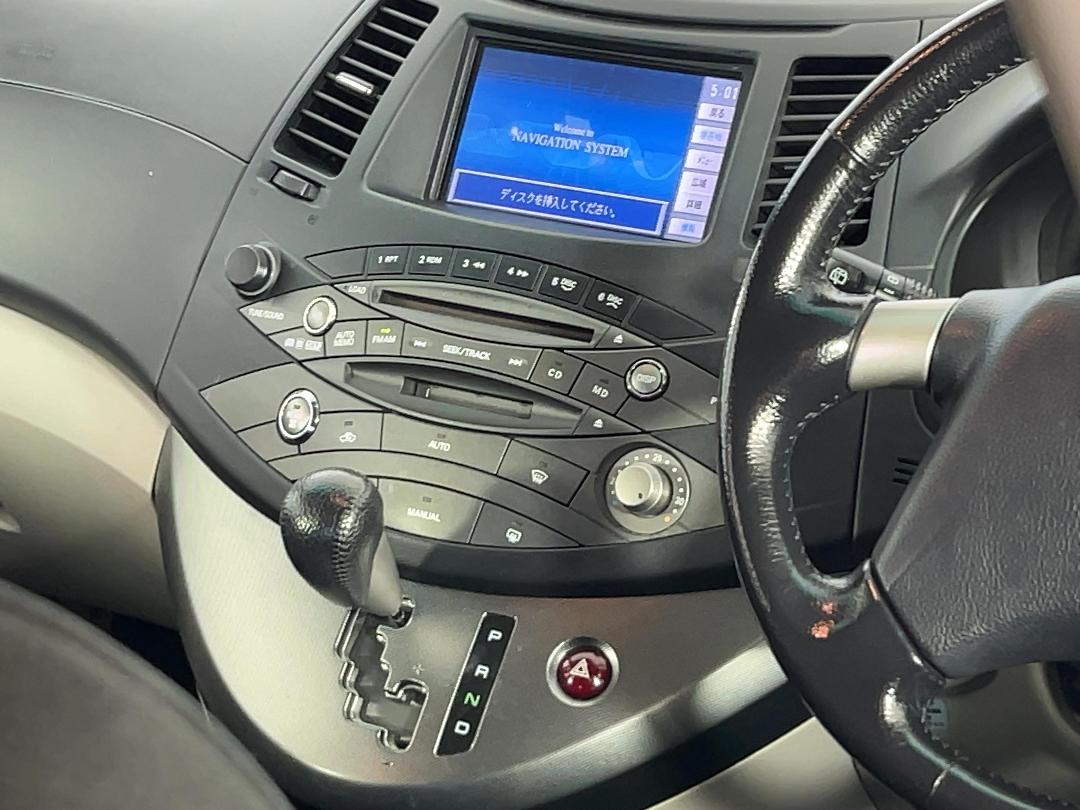 Photo '18' of Mitsubishi Grandis