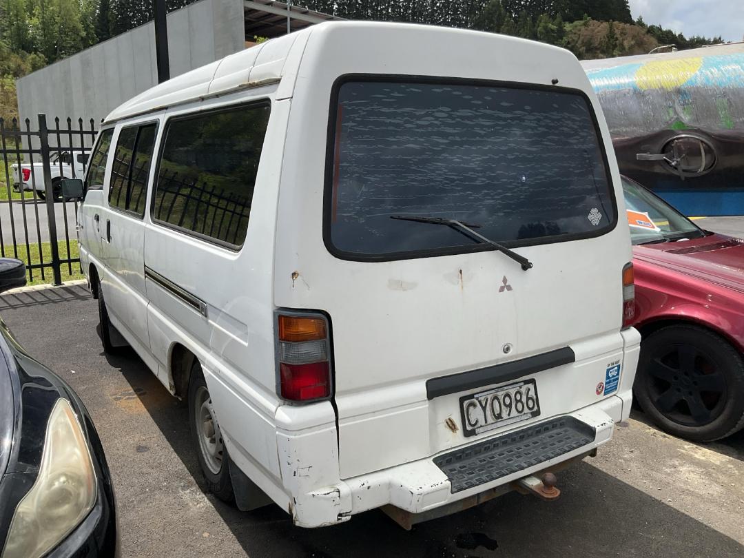 Photo '3' of Mitsubishi L300 LWB Photo '3' of Mitsubishi L300 LWB