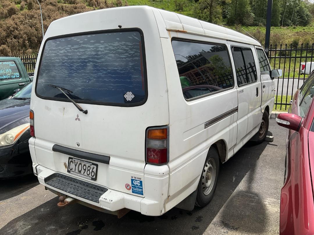 Photo '4' of Mitsubishi L300 LWB Photo '4' of Mitsubishi L300 LWB