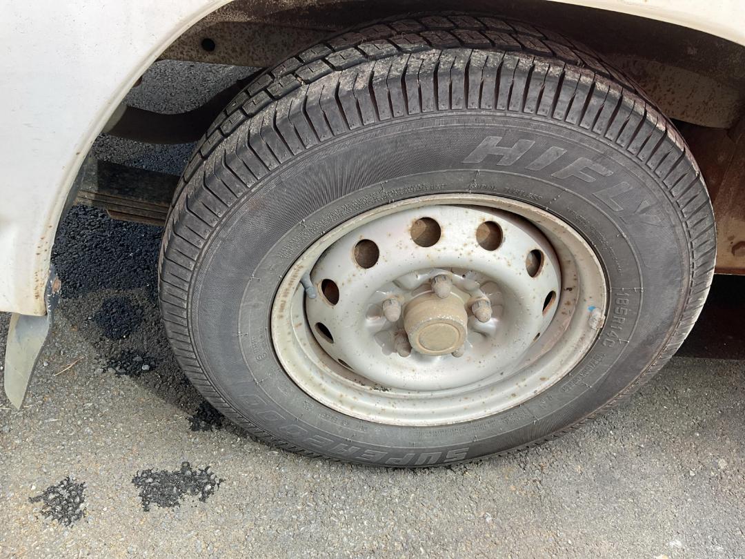 Photo '9' of Mitsubishi L300 LWB Photo '9' of Mitsubishi L300 LWB