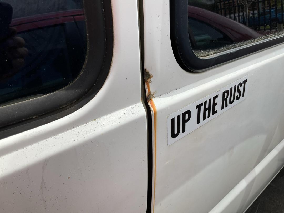 Photo '21' of Mitsubishi L300 LWB Photo '21' of Mitsubishi L300 LWB